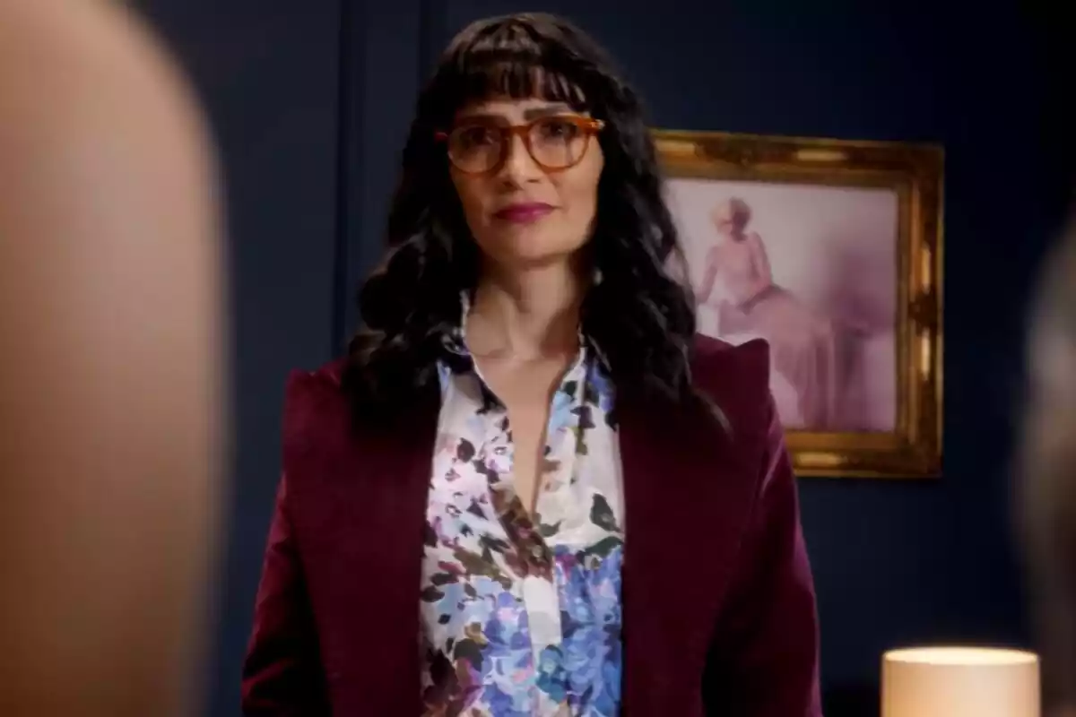 Captura de Ana María Orozco en el tráiler de Betty la Fea en Prime Video