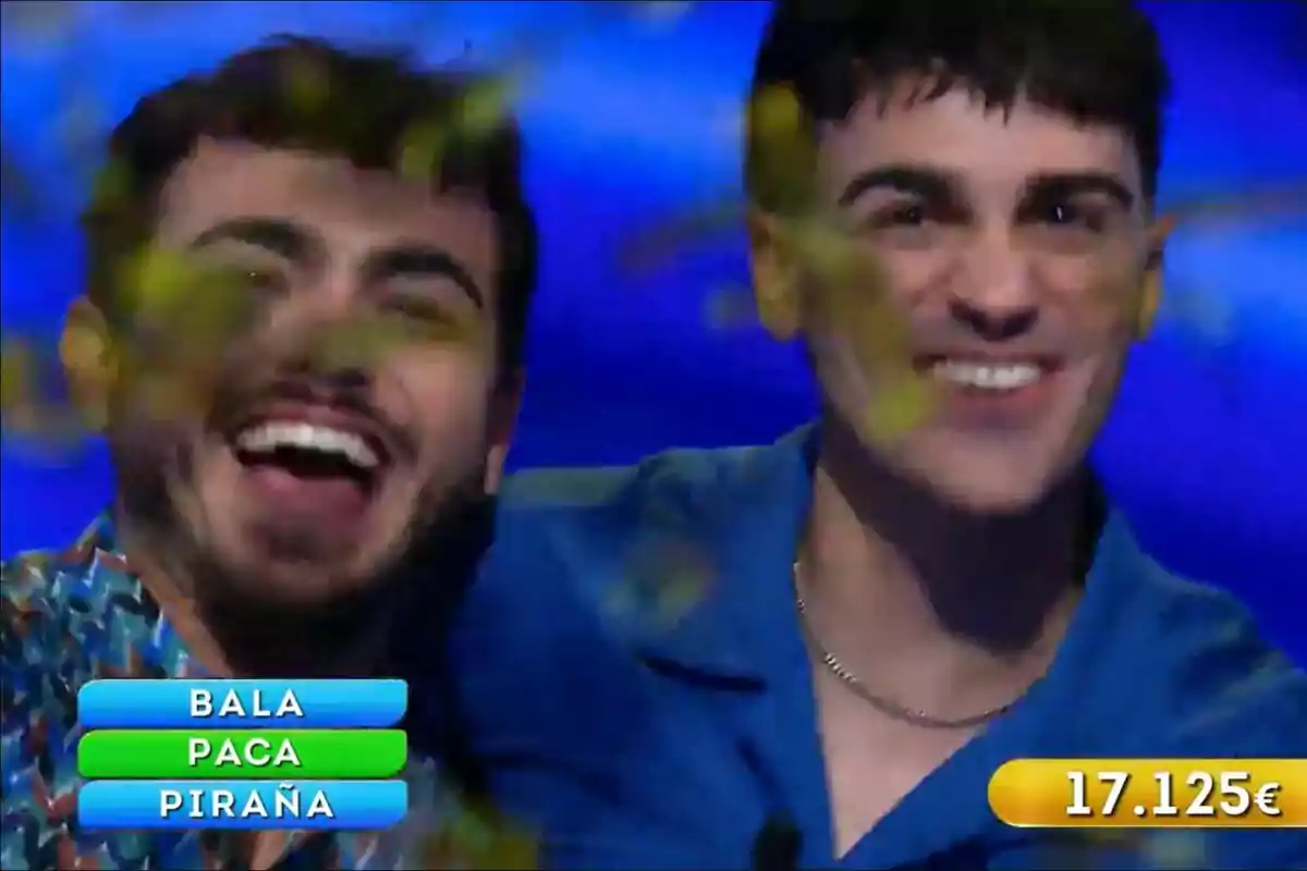 Captura de Raúl Santamaría y Borjamina de Los Mozos de Arousa tras ganar el bote de 2 millones de euros en Reacción en Cadena