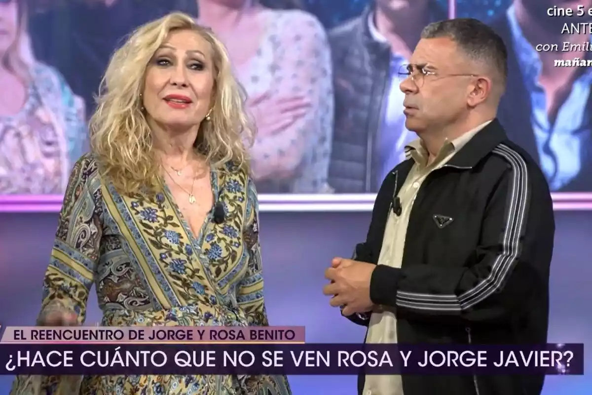 Captura del reencuentro entre Jorge Javier Vázquez y Rosa Benito en De Viernes de Telecinco